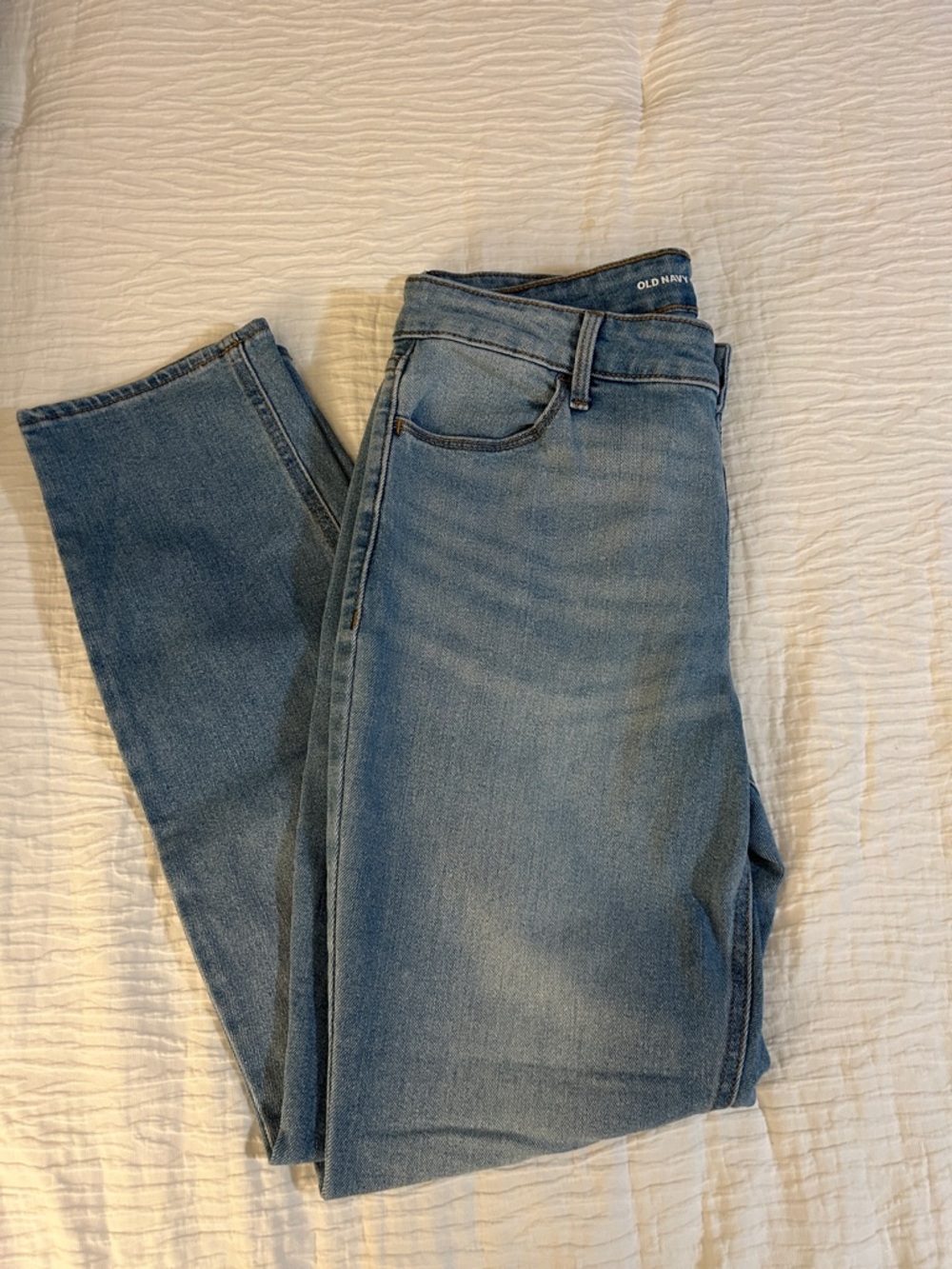 Old Navy High-Rise WOW Straight Jeans
